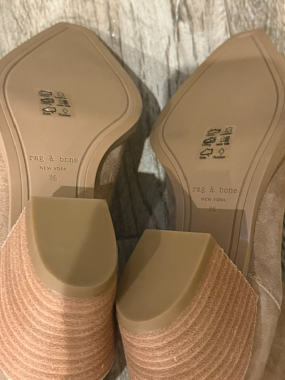 Unworn Rag & Bone Dart Suede Pull-On Ankle Booties Size 6 - Picture 8 of 8